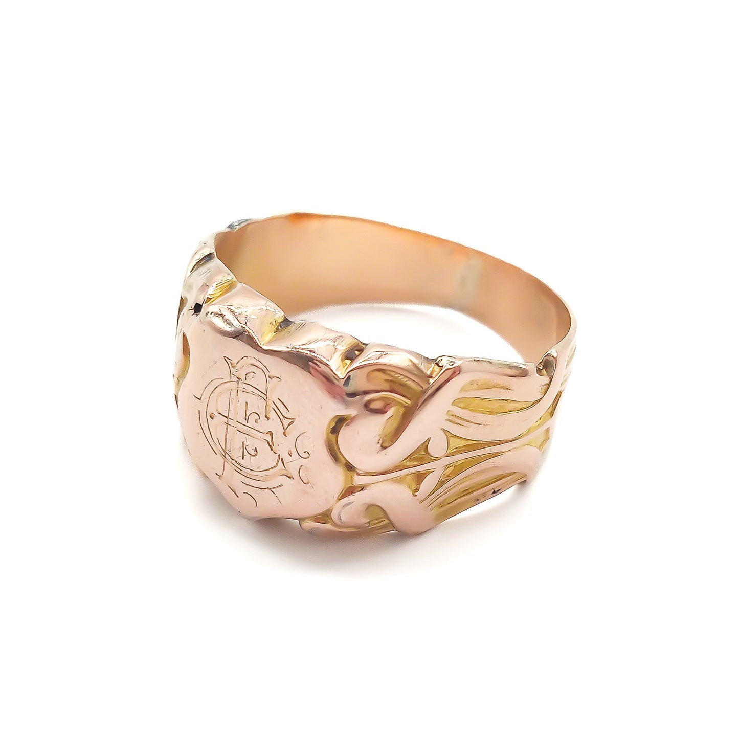 Magnificent 14ct rose gold signet ring with fancy script letters on a crest and beautiful art nouveau detail on the shank. 