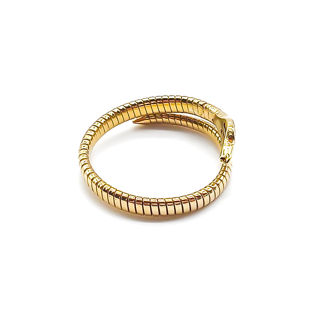 Irresistible 18ct yellow gold serpent ring. Italy