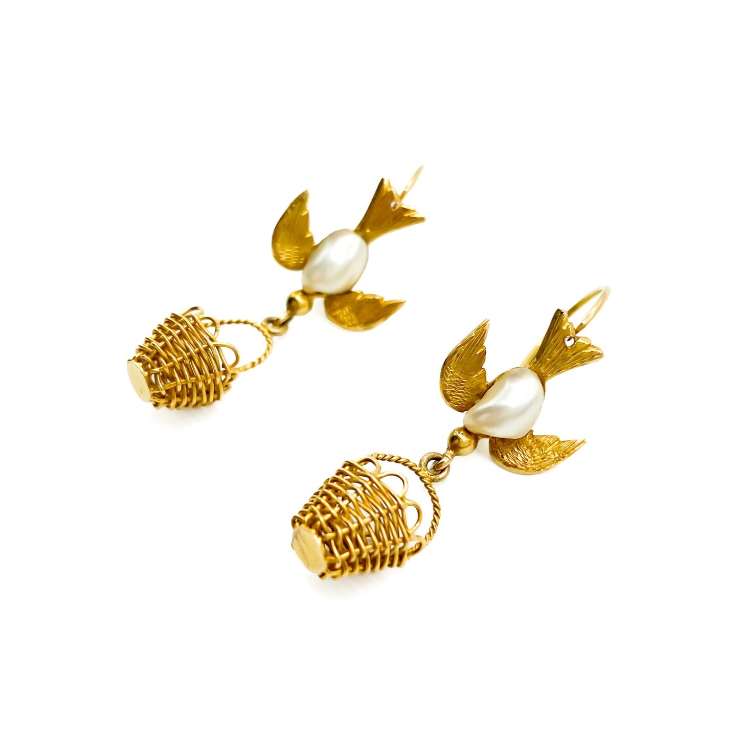Charming 18ct gold pearl earrings depicting swallows carrying woven baskets. Italy