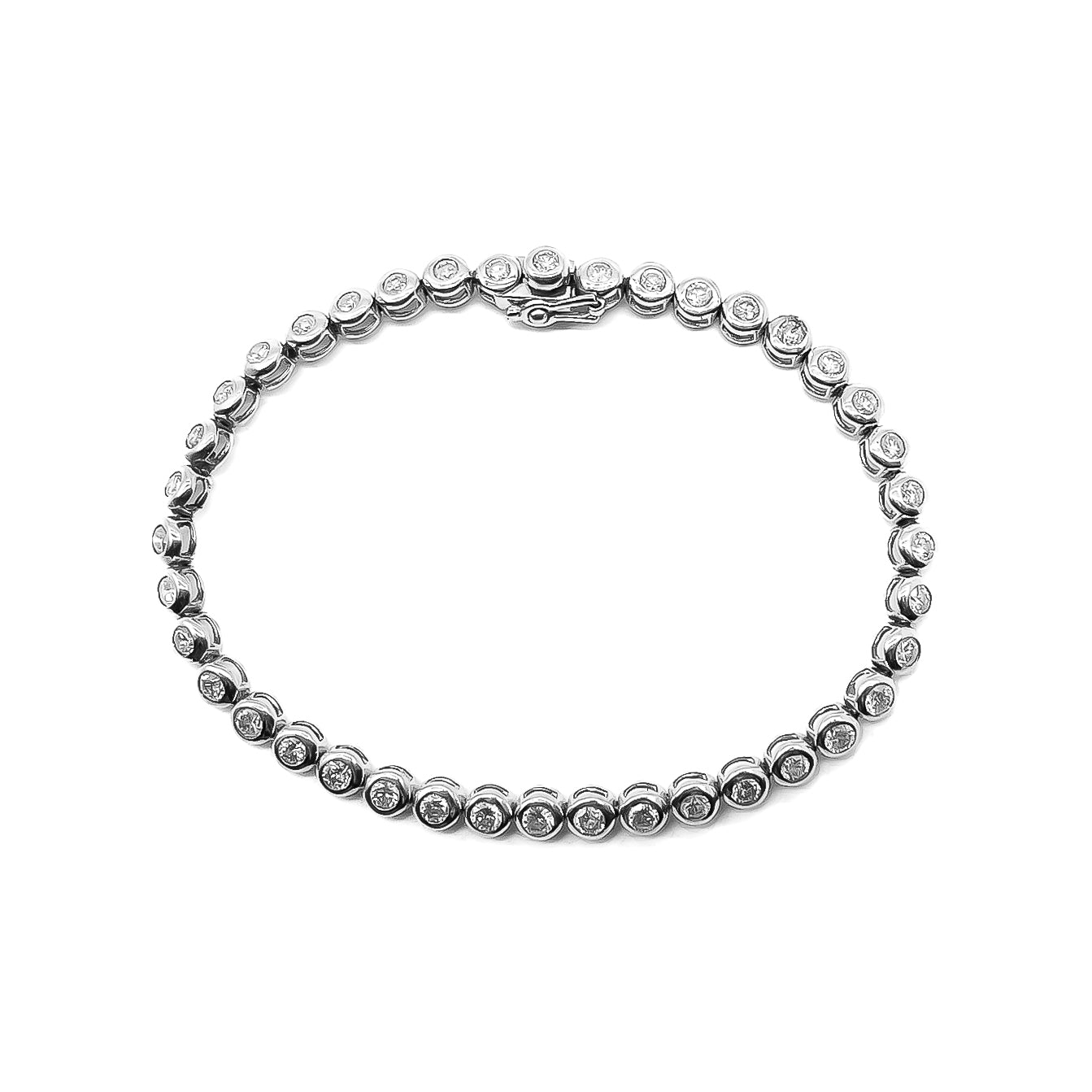 Exquisite tennis bracelet with forty sparkling diamonds, each set in an 18ct white gold tube setting. Bracelet has a safety clasp.