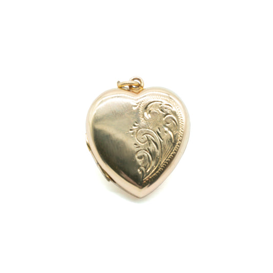Pretty 9ct gold back-and-front locket with beautiful engraving detail.