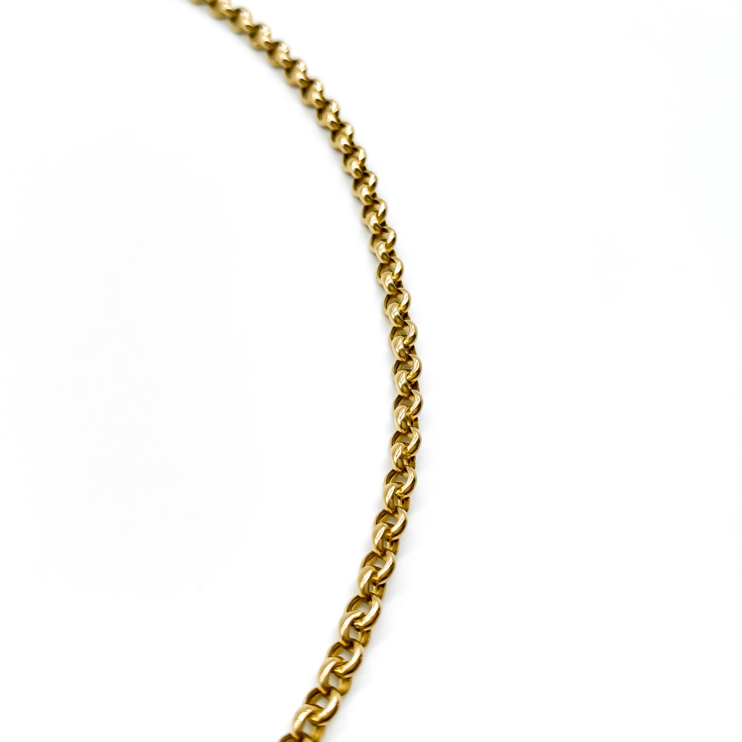 Classic 9ct gold belcher link chain with a dog-clip.