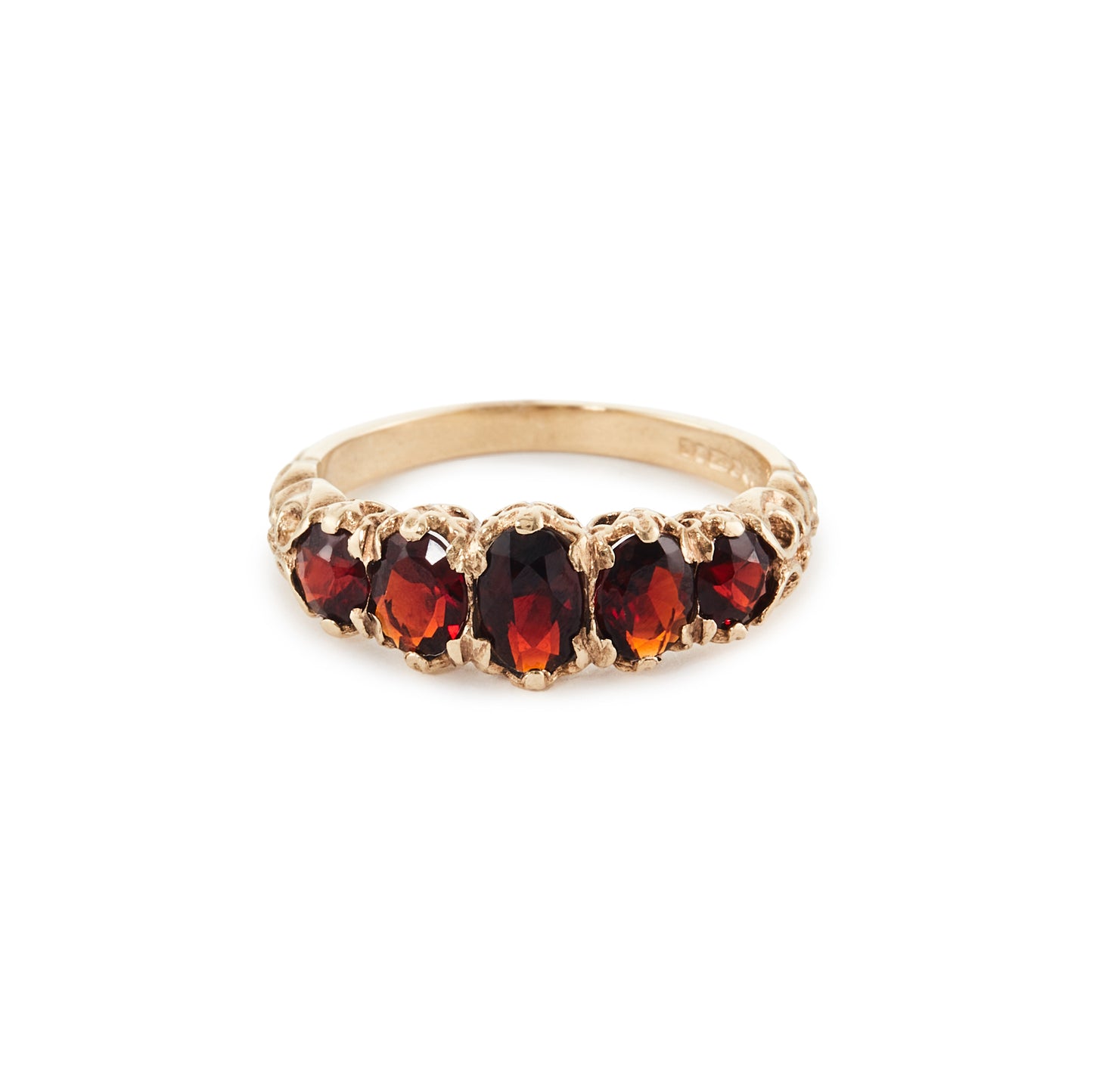 9ct Gold Garnet Ring