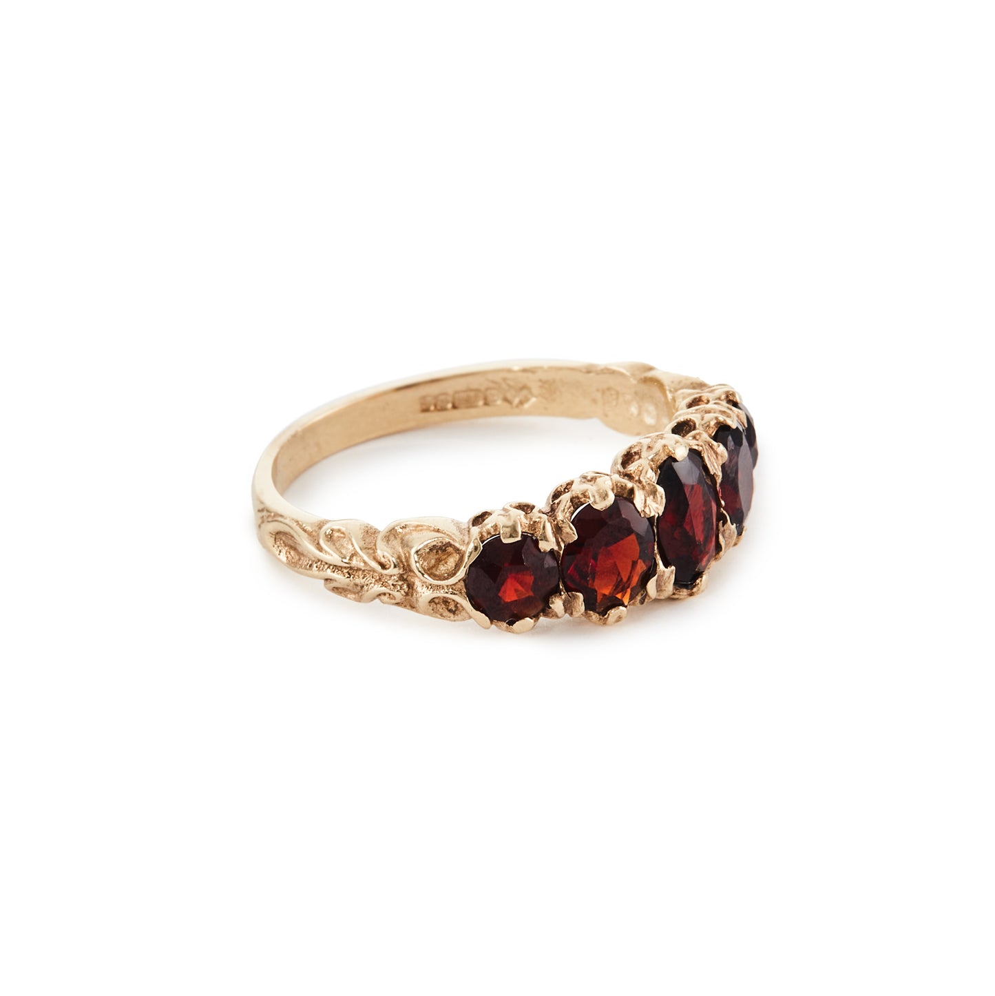 9ct Gold Garnet Ring