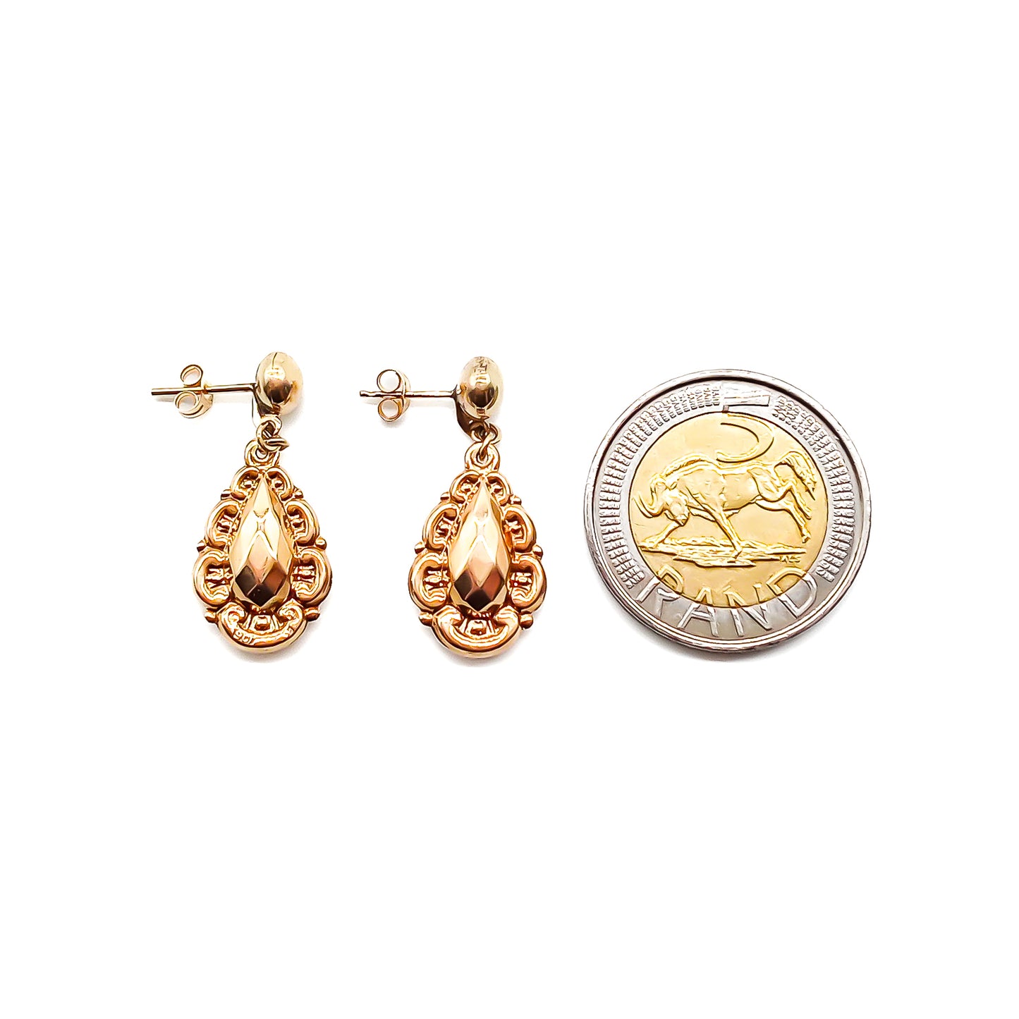 Pretty 9ct rose gold repoussé drop earrings. Circa 1930’s