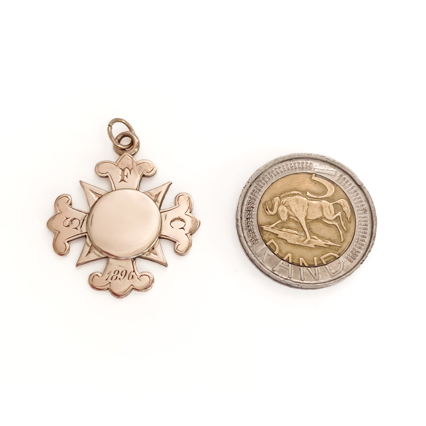 Classic 9ct rose gold medallion pendant with fancy script letters. Centre disk is ideal for engraving.
