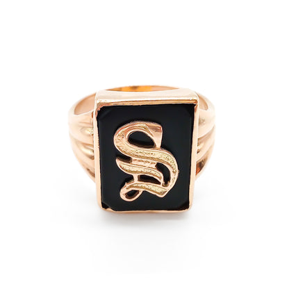 Classic 9ct Rose gold and onyx signet ring with a fancy script letter “S”. Circa 1930’s