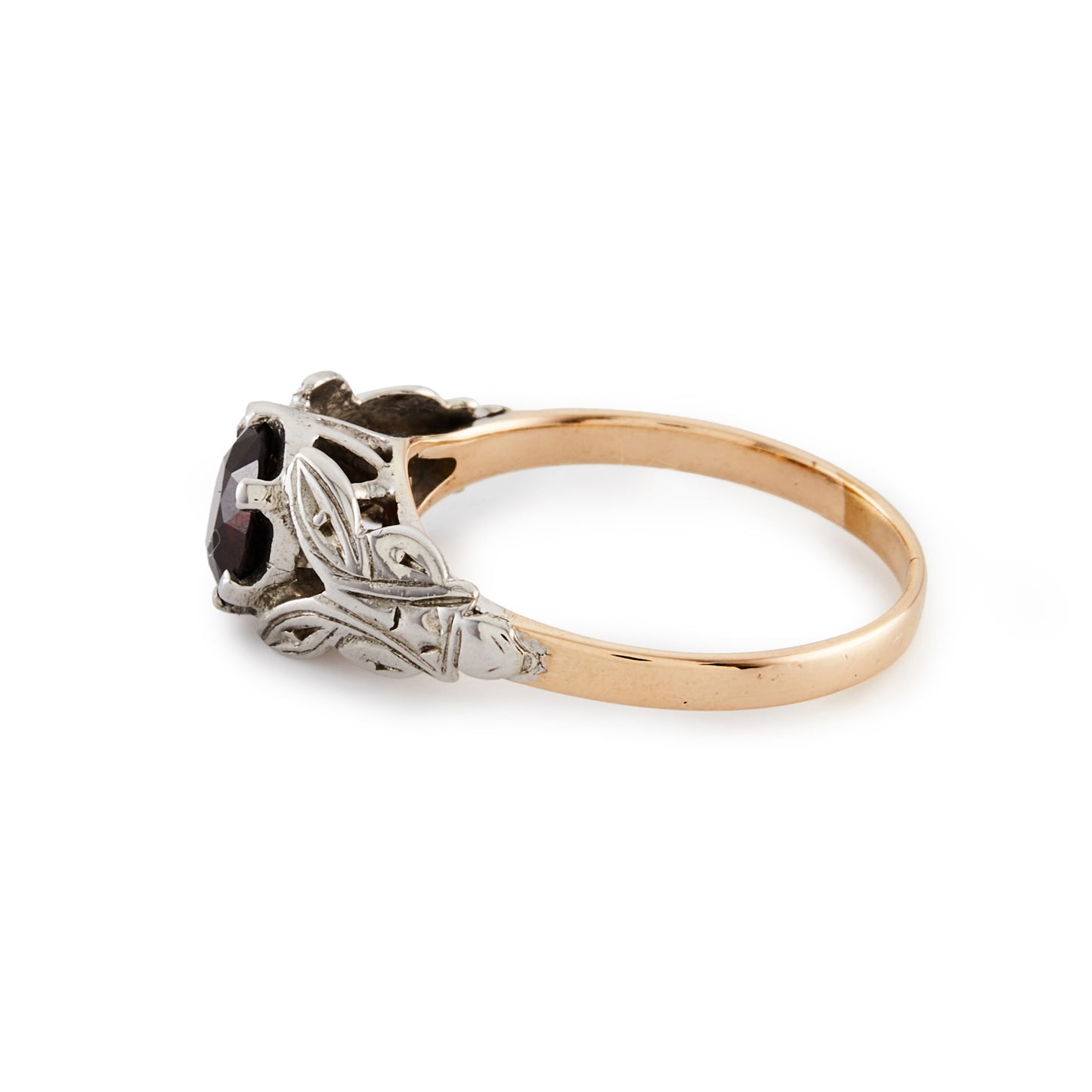 9ct Rose and White Gold Garnet Ring