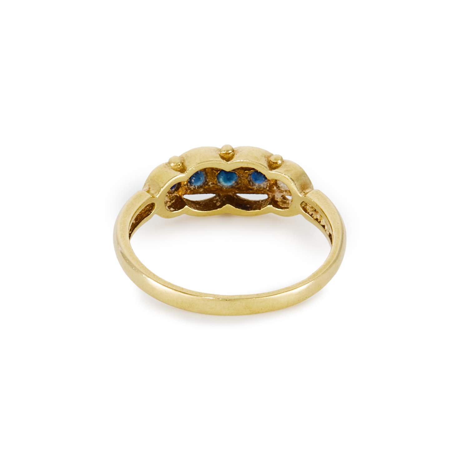 Classic vintage 9ct yellow gold ring, with five faceted sapphires in a white gold setting. Oblo