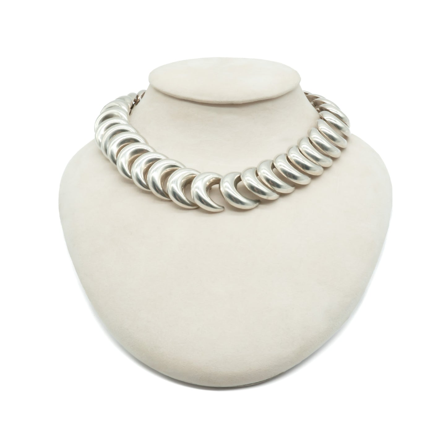 Stunning silver articulated choker that makes a bold statement. Maker Belgiorno. Argentina. Circa 1950’s