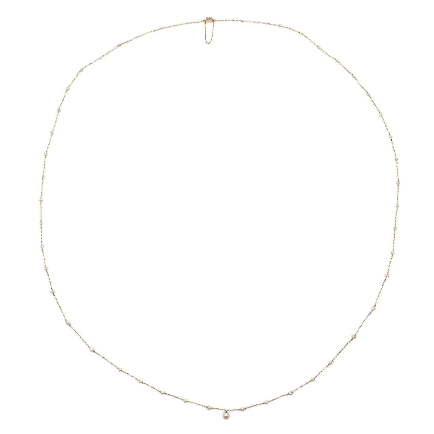 Stunning Edwardian 14ct yellow gold chain interspersed with graduating natural pearls and a larger pearl drop. Clasp attached to safety chain and set with six small seed pearls.