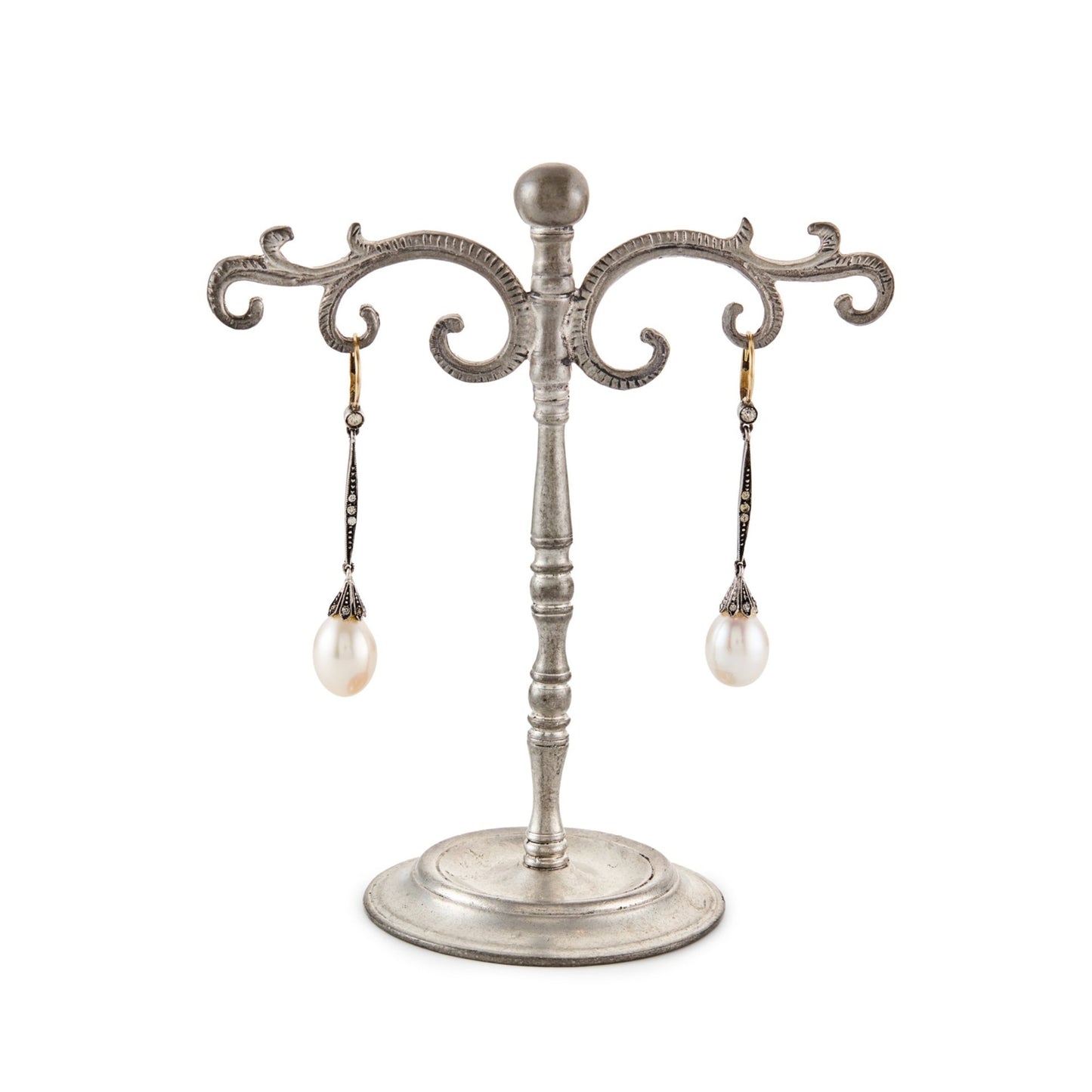 Exquisite Edwardian 18ct gold and silver earrings, each set with seven paste stones and a luminous pearl drop.