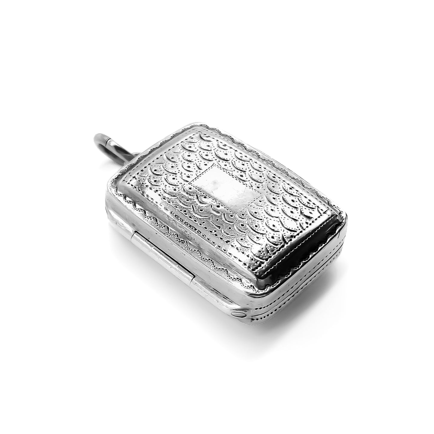 Lovely sterling silver Georgian vinaigrette, ideal to be worn as a pendant.