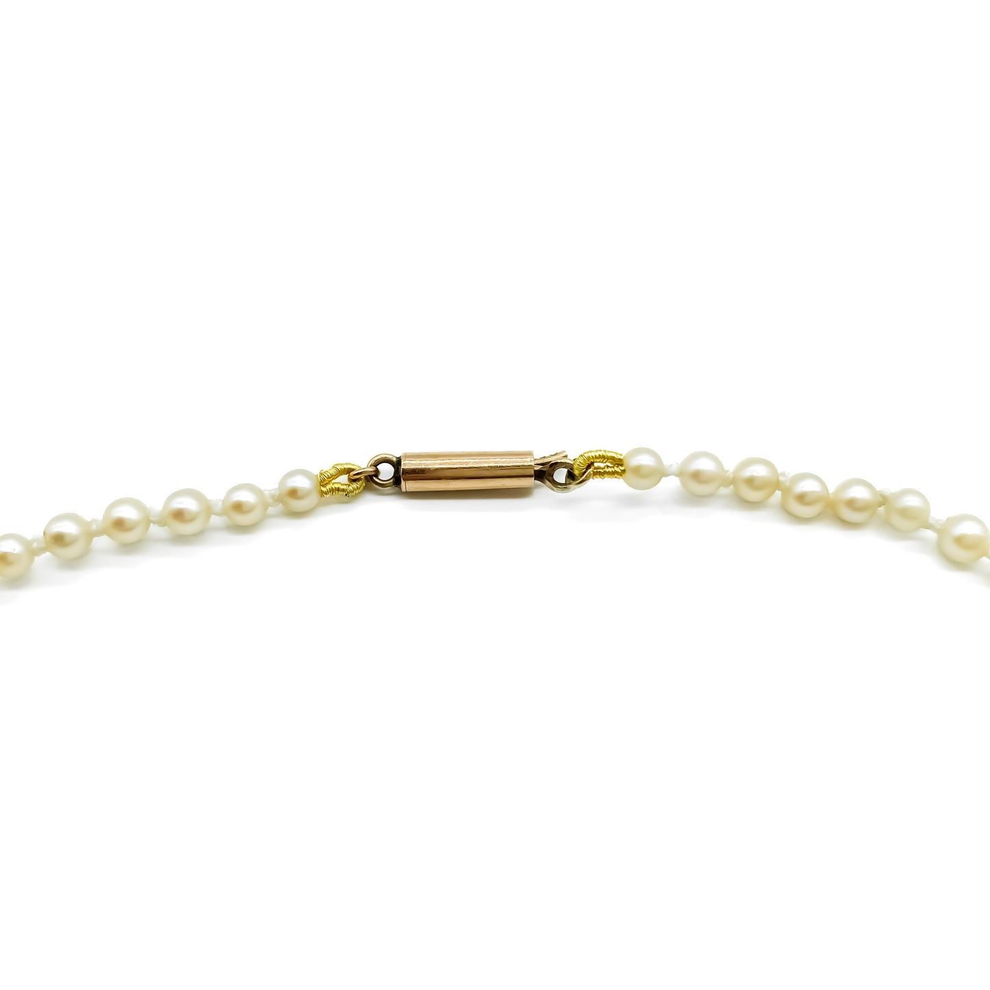 Delicate string of graduated pearls with a lovely lustre and a 9ct rose gold clasp. Circa 1920’s