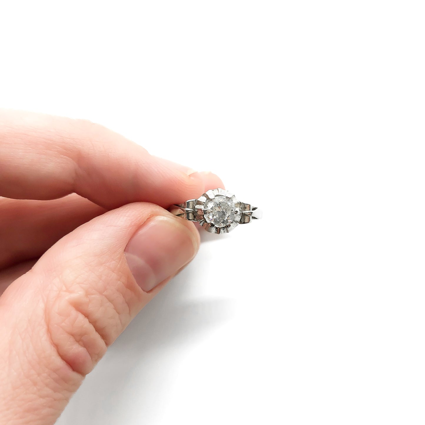 Stunning platinum ring set with a 0.55ct old-European cut round diamond. Argentina Circa 1930’s