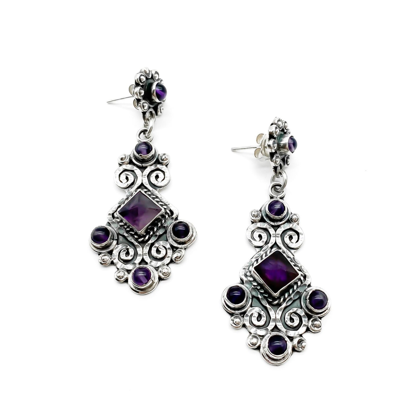 Stunning vintage sterling silver handmade Mexican drop earrings set with amethysts. (950 Silver) Post 1979