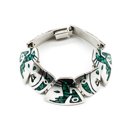 Very unusual vintage sterling silver Mexican set consisting of a necklace, bracelet and stud earrings, with a malachite inlay and geometric face design. TC-29 Post 1980