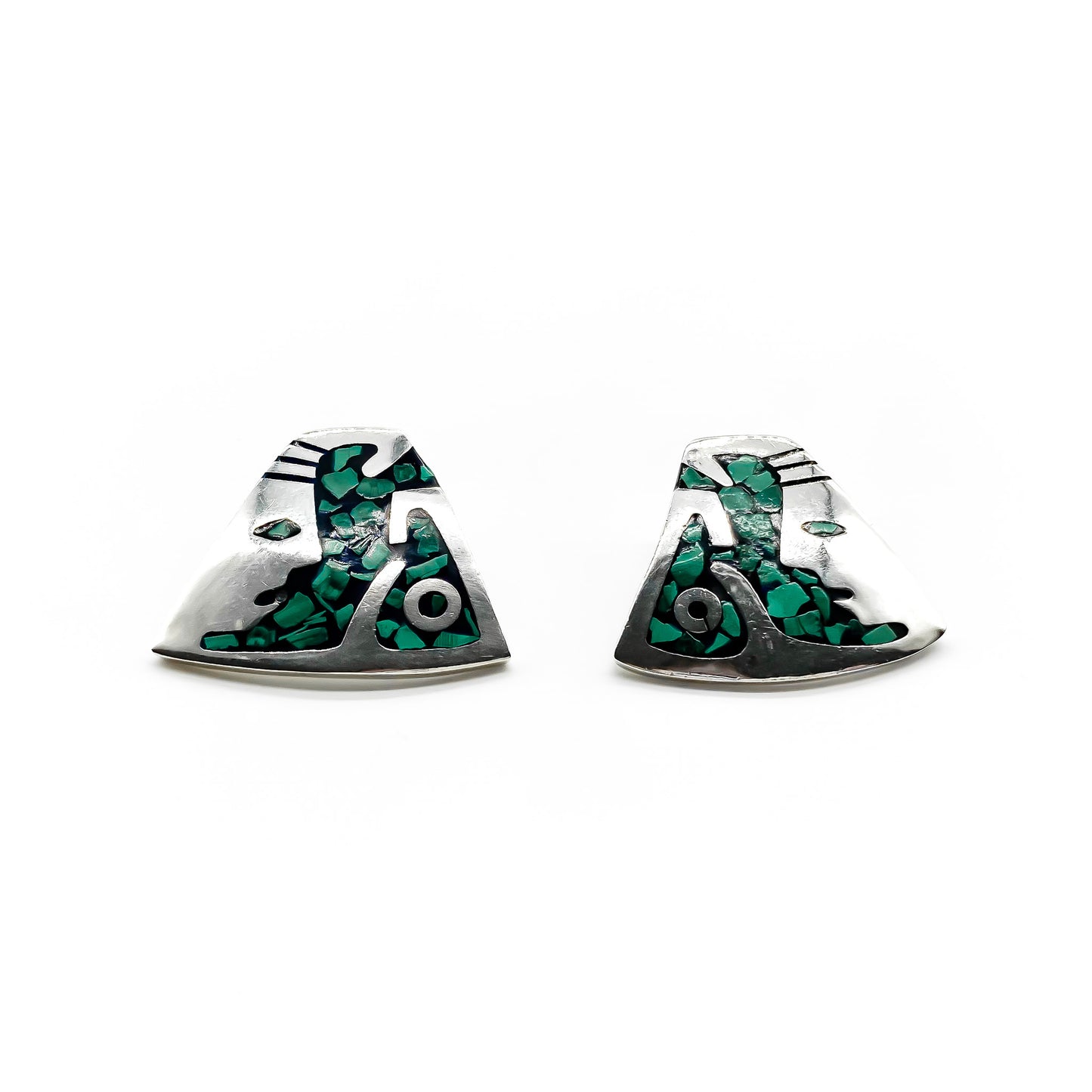 Very unusual vintage sterling silver Mexican set consisting of a necklace, bracelet and stud earrings, with a malachite inlay and geometric face design. TC-29 Post 1980