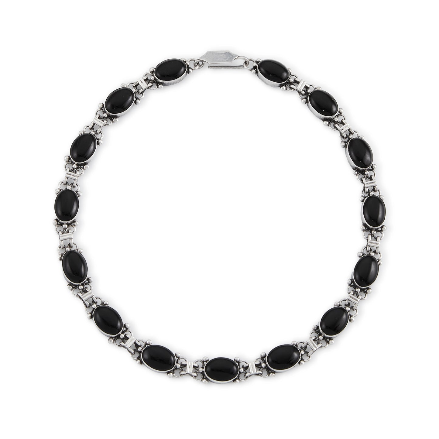 Stylish sterling silver necklace, set with fifteen oval cabochon onyx stones.