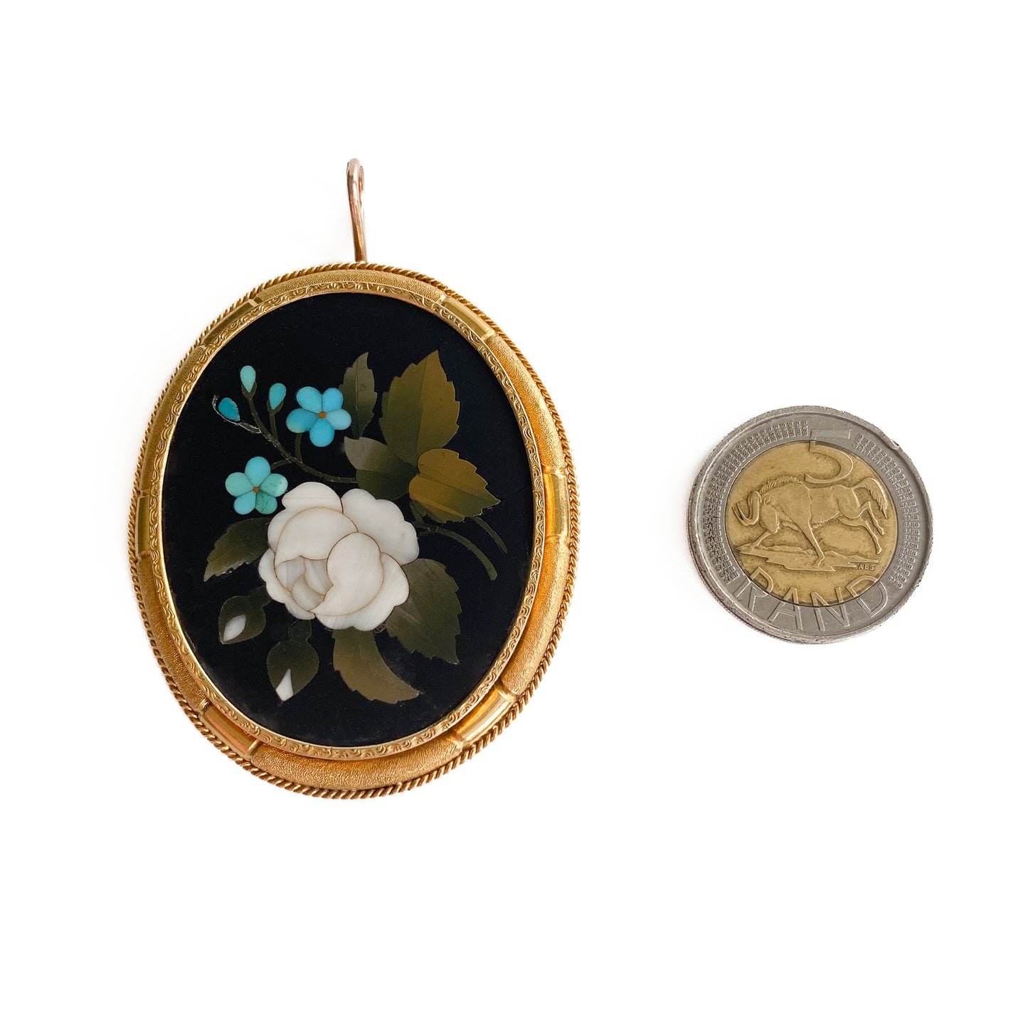 Stunning Victorian oval natural stone finely crafted Pietra Dura pendant set in an elaborate 18ct gold frame.
