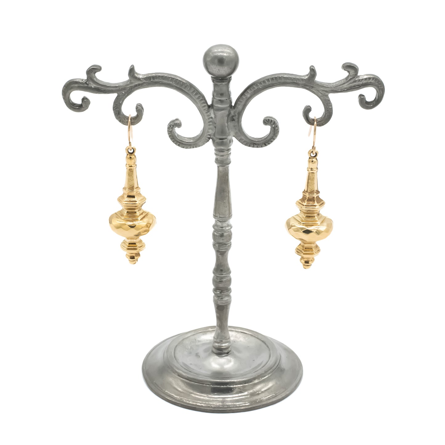 Stylish Victorian 9ct yellow gold drop earrings.