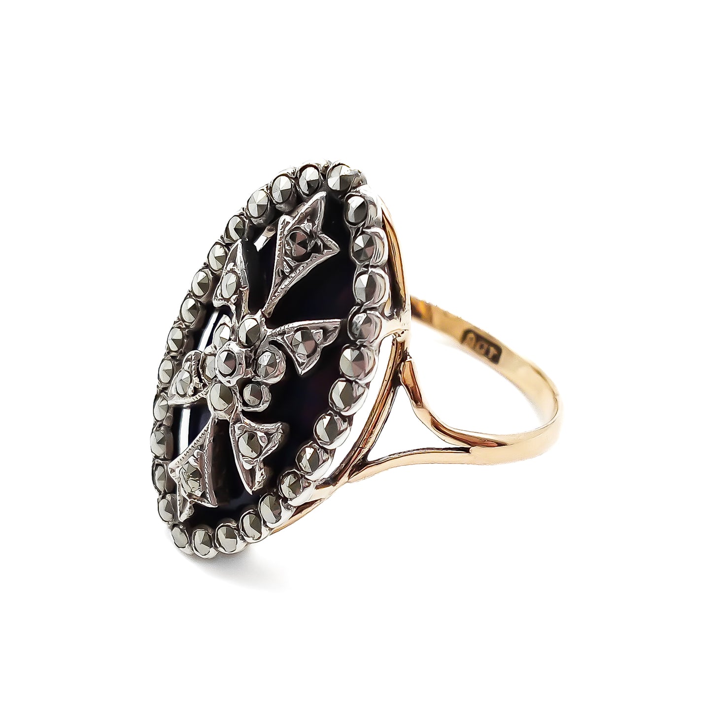 Gorgeous Victorian 9ct gold and silver deep blue enamelled ring set with sparkling marcasites.