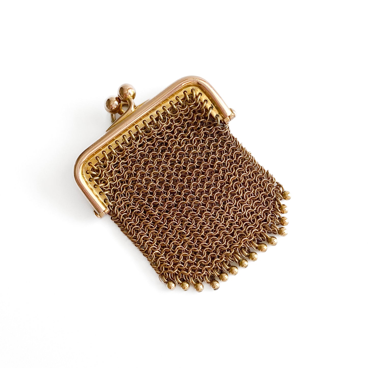 Very unique Victorian 9ct rose gold mesh purse that can open to hold something inside. Ideal to be worn as a pendant.