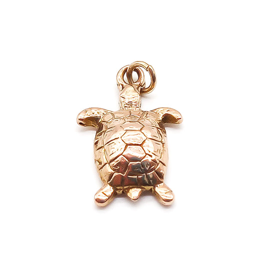Charming 9ct rose gold turtle charm. Ideal to be worn as a pendant.