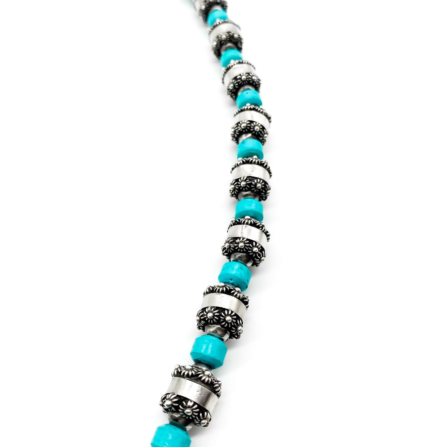 Stunning vintage Mexican necklace with sterling silver filigree and turquoise beads. Eagle Hallmark (Post 1947)