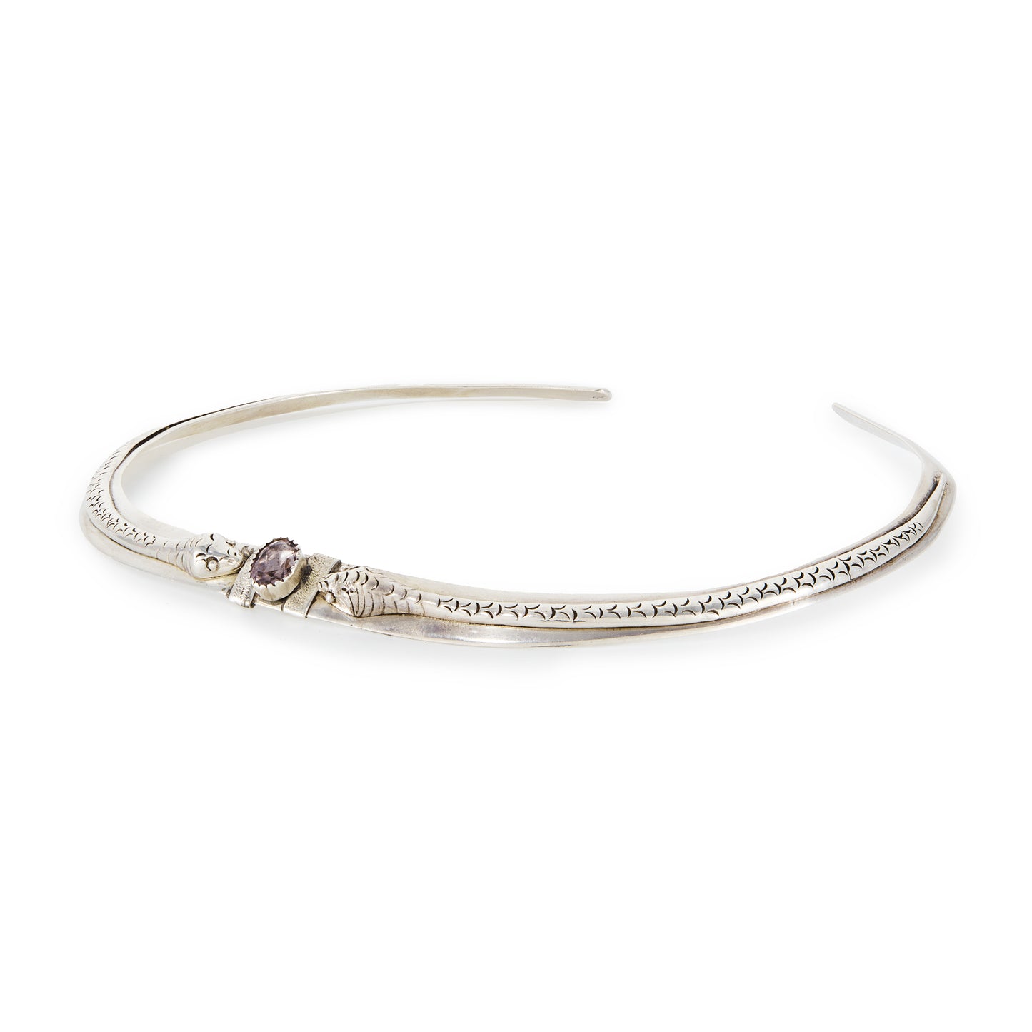 Stylish Mid-century silver choker depicting two beautifully carved serpents, centred by a light purple amethyst.
