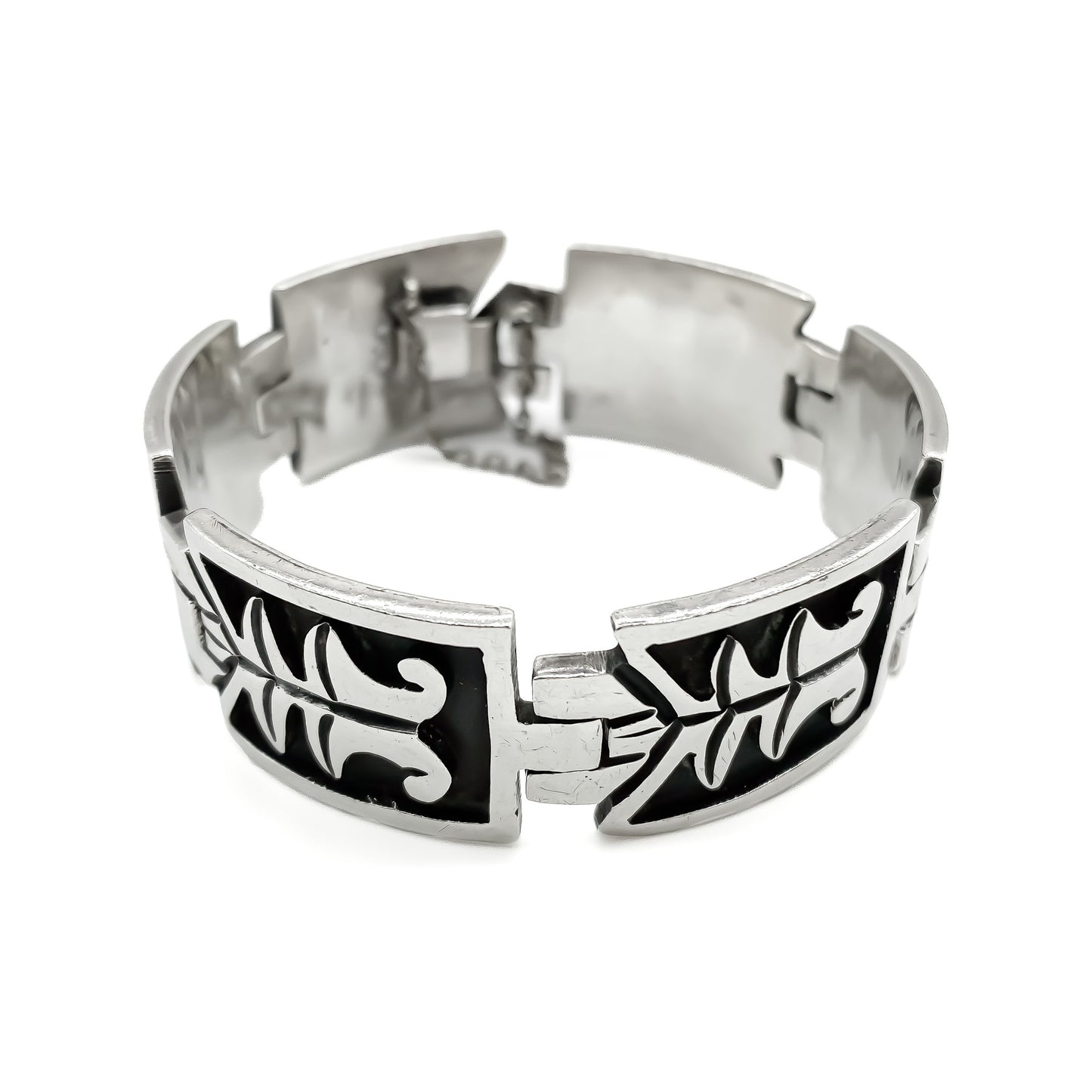 Heavy sterling silver Mexican panel bracelet with a geometric design. Taxco. Designer made. Eagle Hallmark