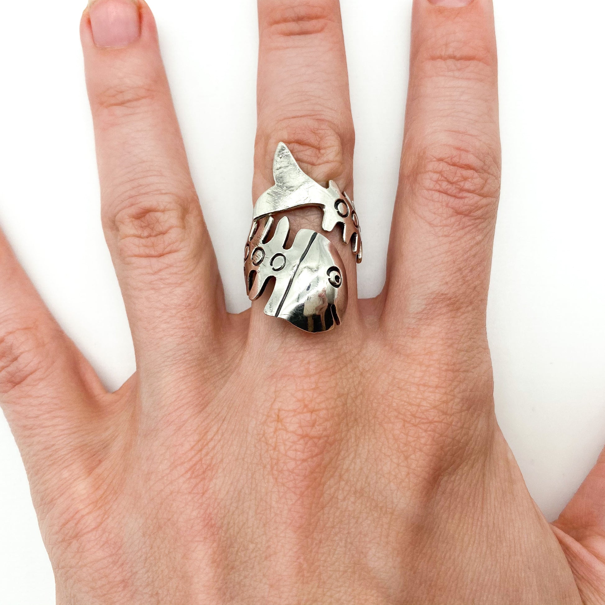 Vintage sterling silver Mexican ring in the shape of a fish skeleton.