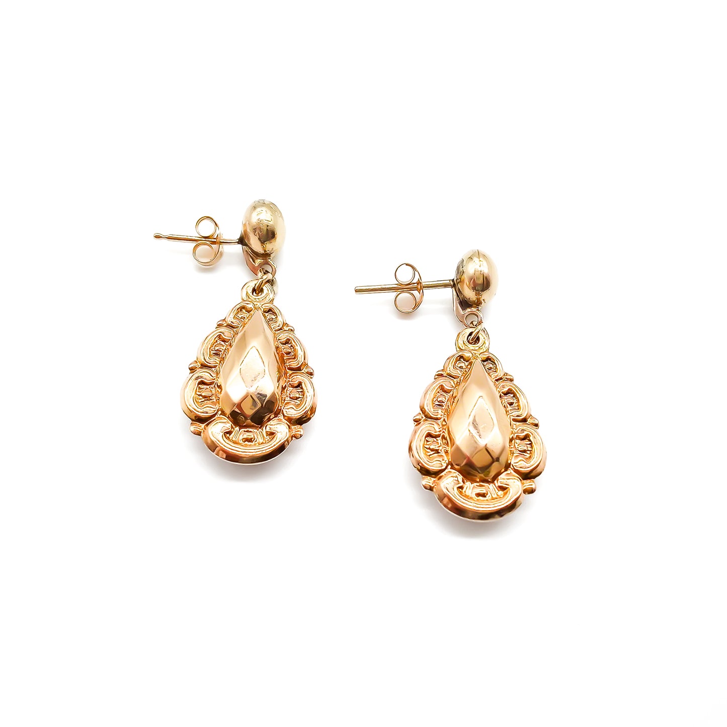 Pretty 9ct rose gold repoussé drop earrings. Circa 1930’s
