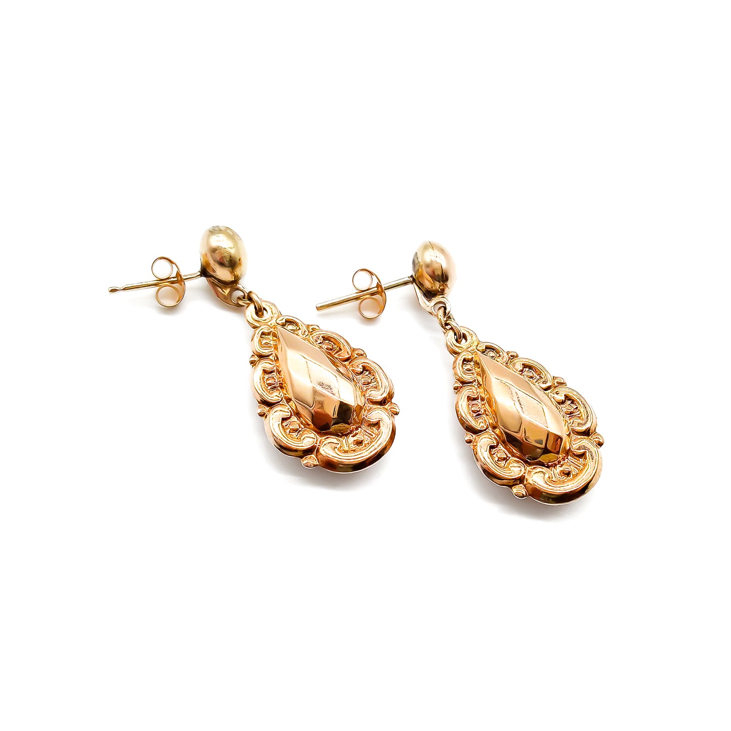 Pretty 9ct rose gold repoussé drop earrings. Circa 1930’s