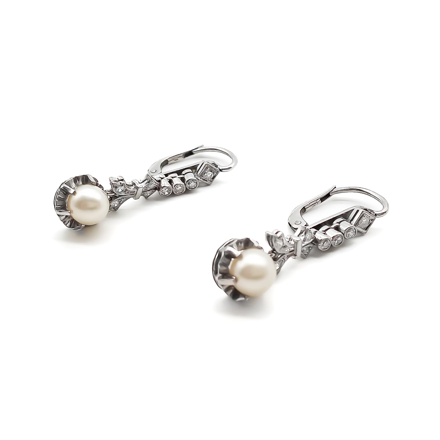 14ct White Gold Diamond and Pearl Drop Earrings