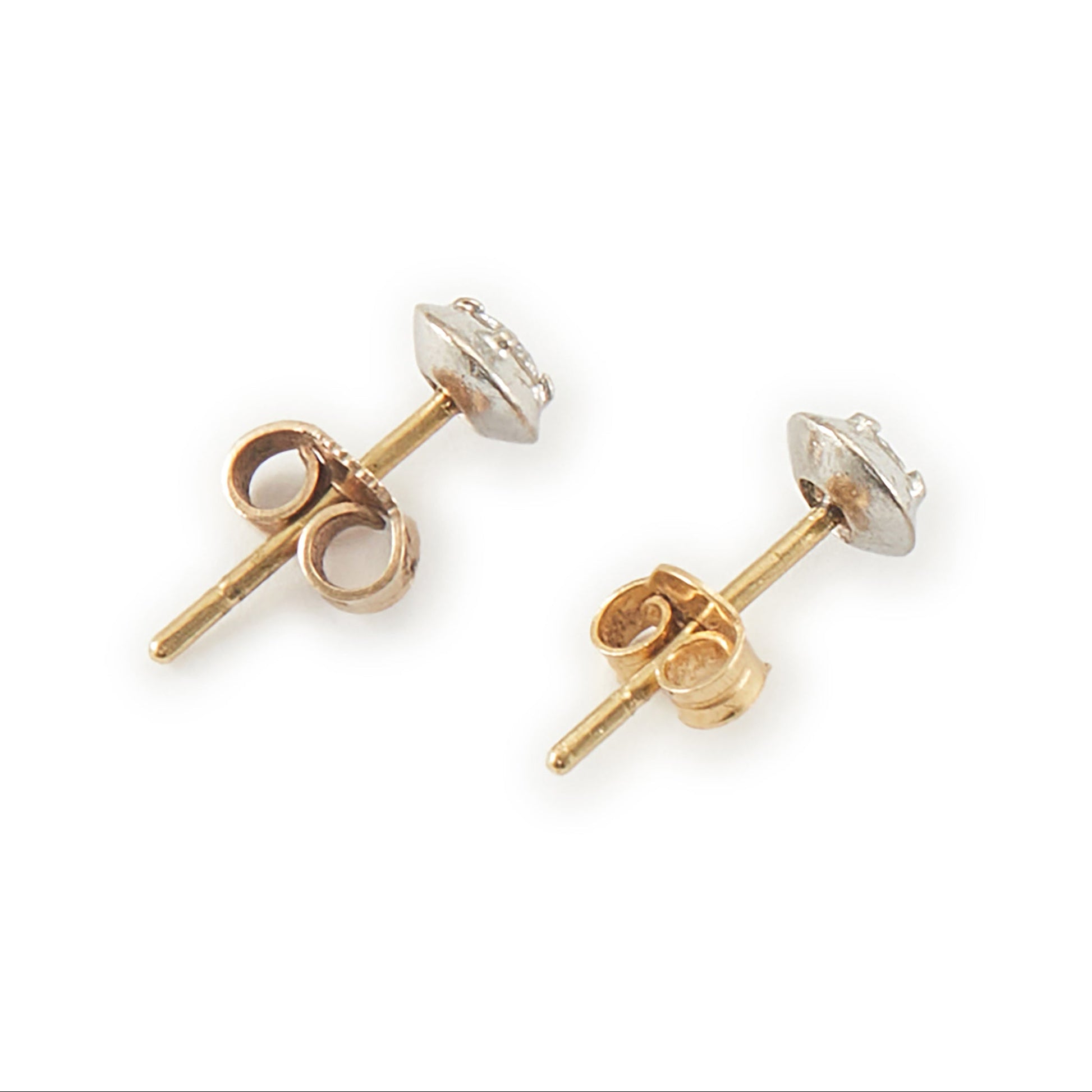 Classic 18ct white and yellow gold diamond stud earrings.