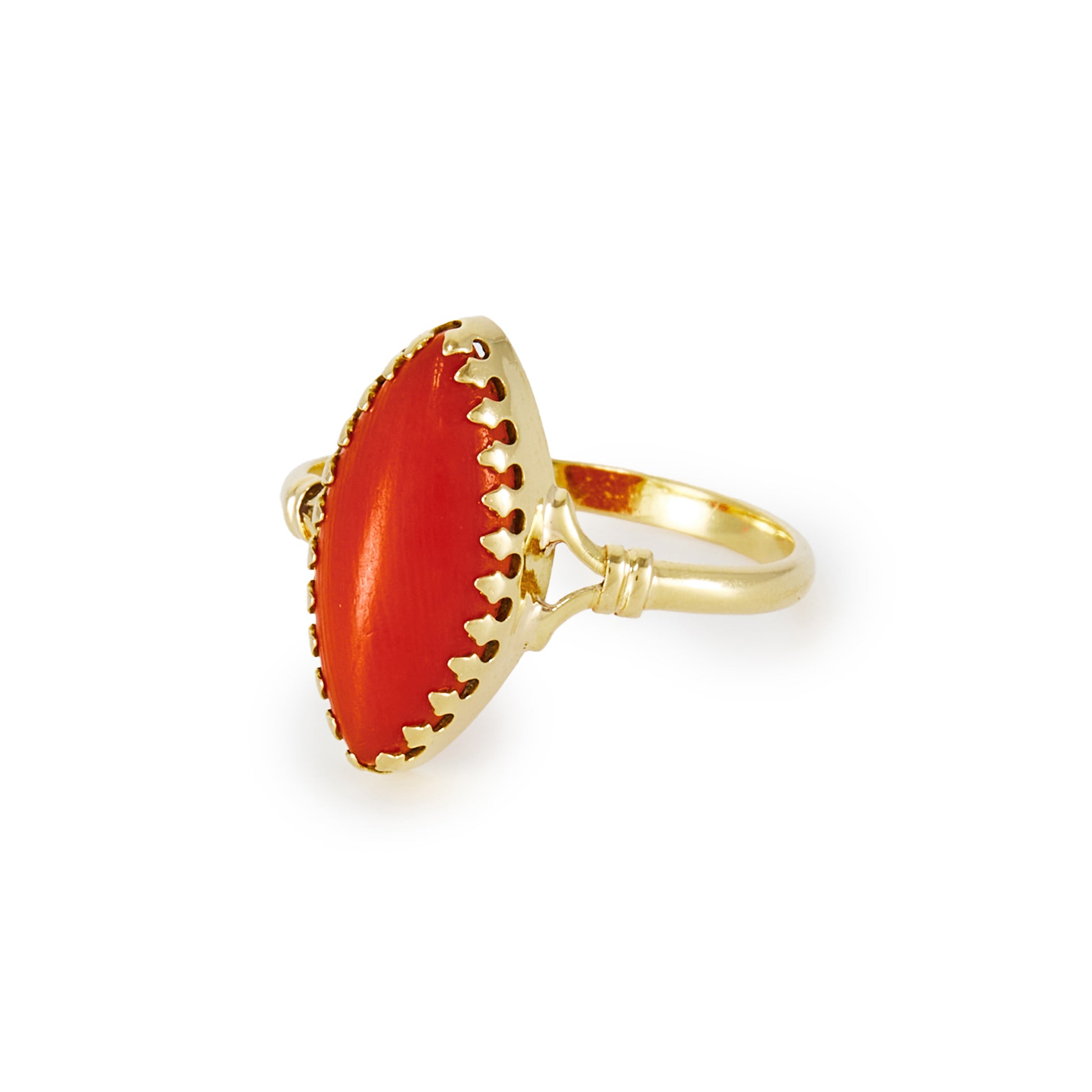 Elegant 18ct gold ring, set with a deep red marquise shaped natural piece of Mediterranean coral.