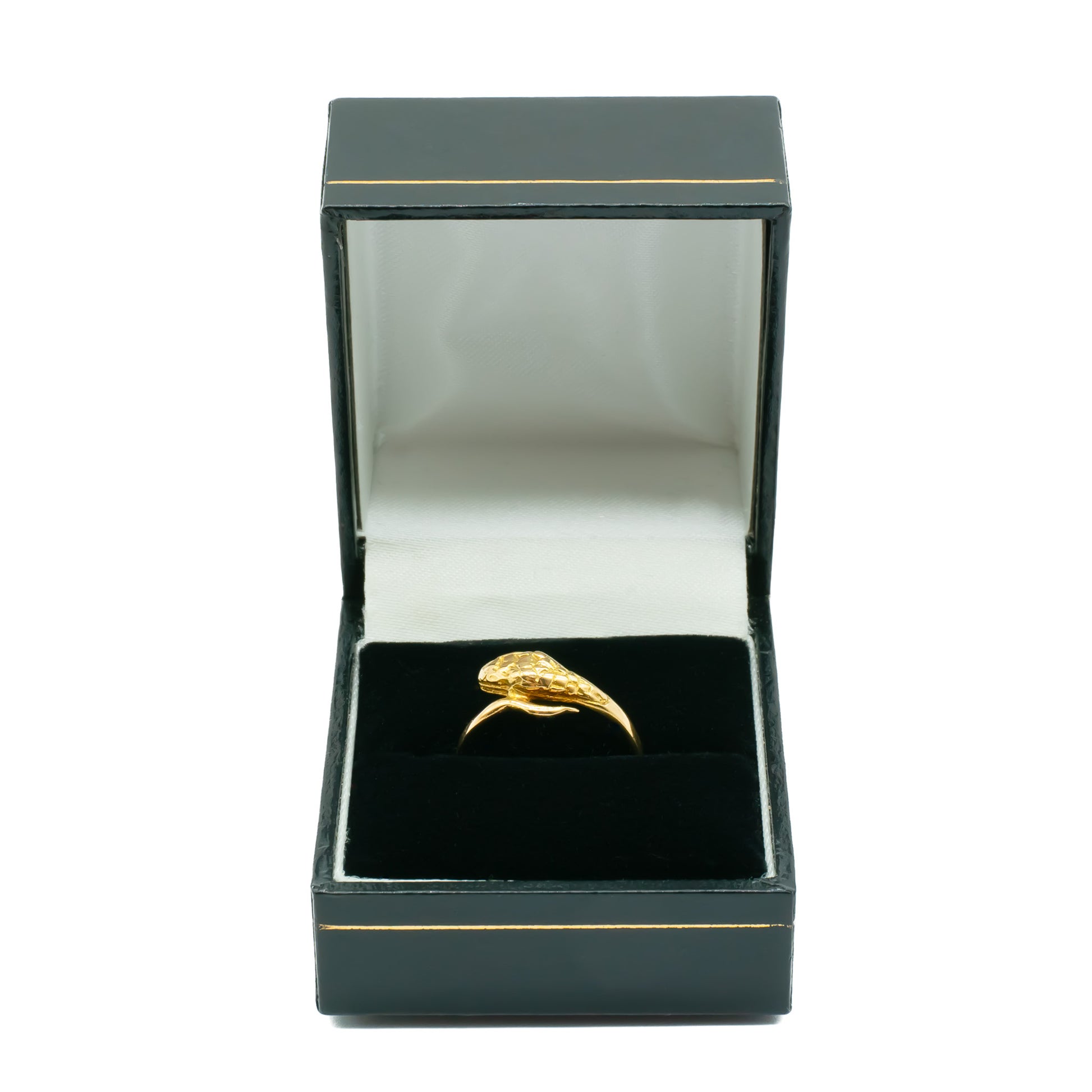 Lovely vintage 18ct yellow gold serpent ring with a textured head. Italy