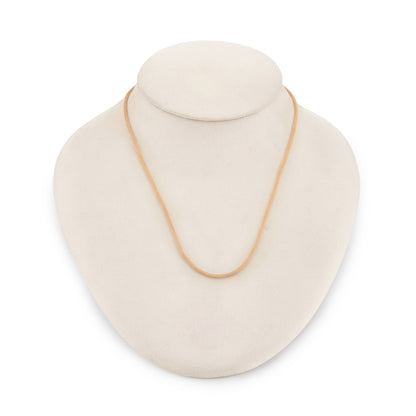 Classic 18ct yellow gold Unoaerre snake chain.