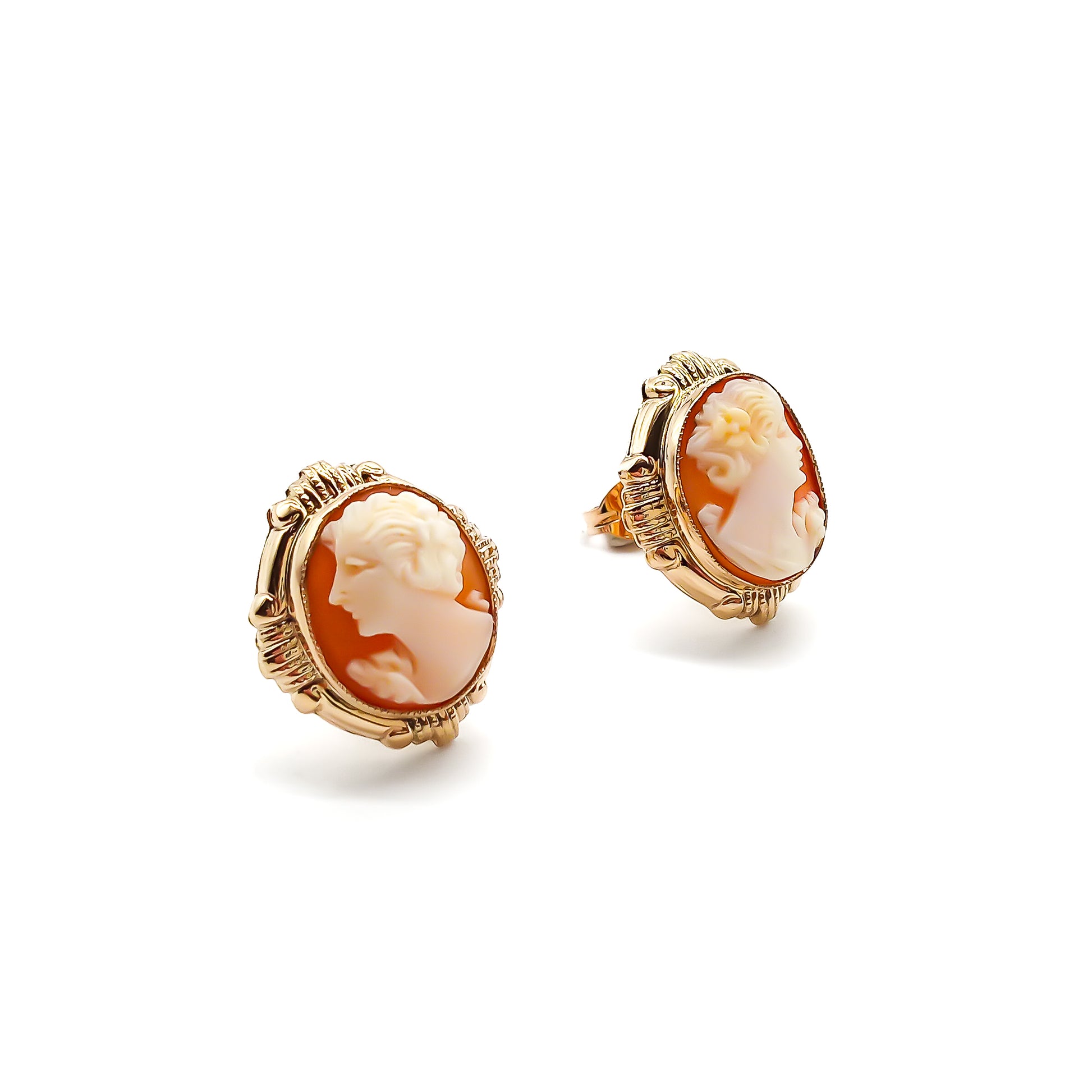 Lovely 9ct gold stud earrings, each set with a beautifully carved cameo.