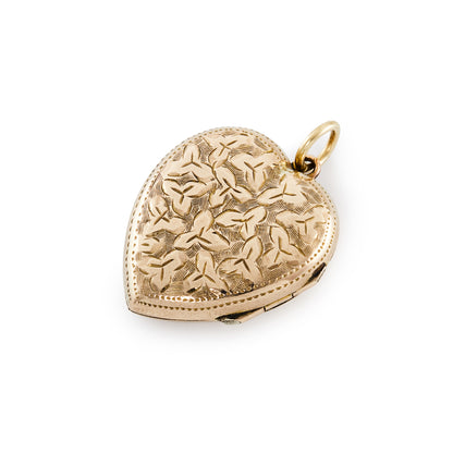 Beautifully engraved 9ct rose gold cased Victorian locket which can take two photographs.