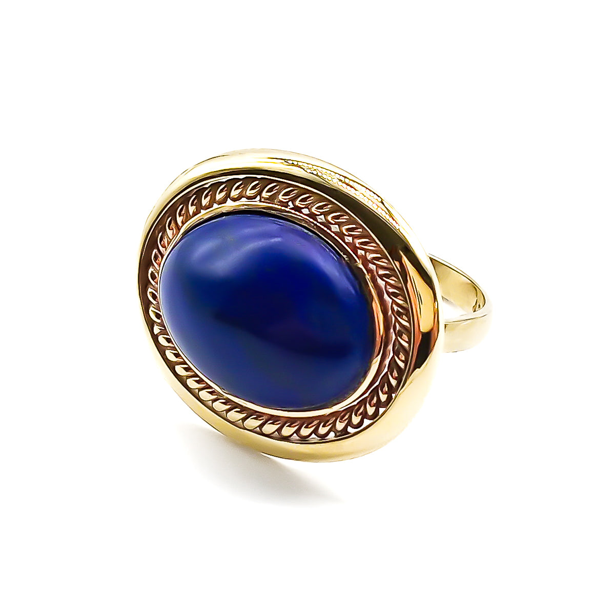 Classic 9ct gold ring set with a beautiful, deep blue lapis lazuli cabochon.