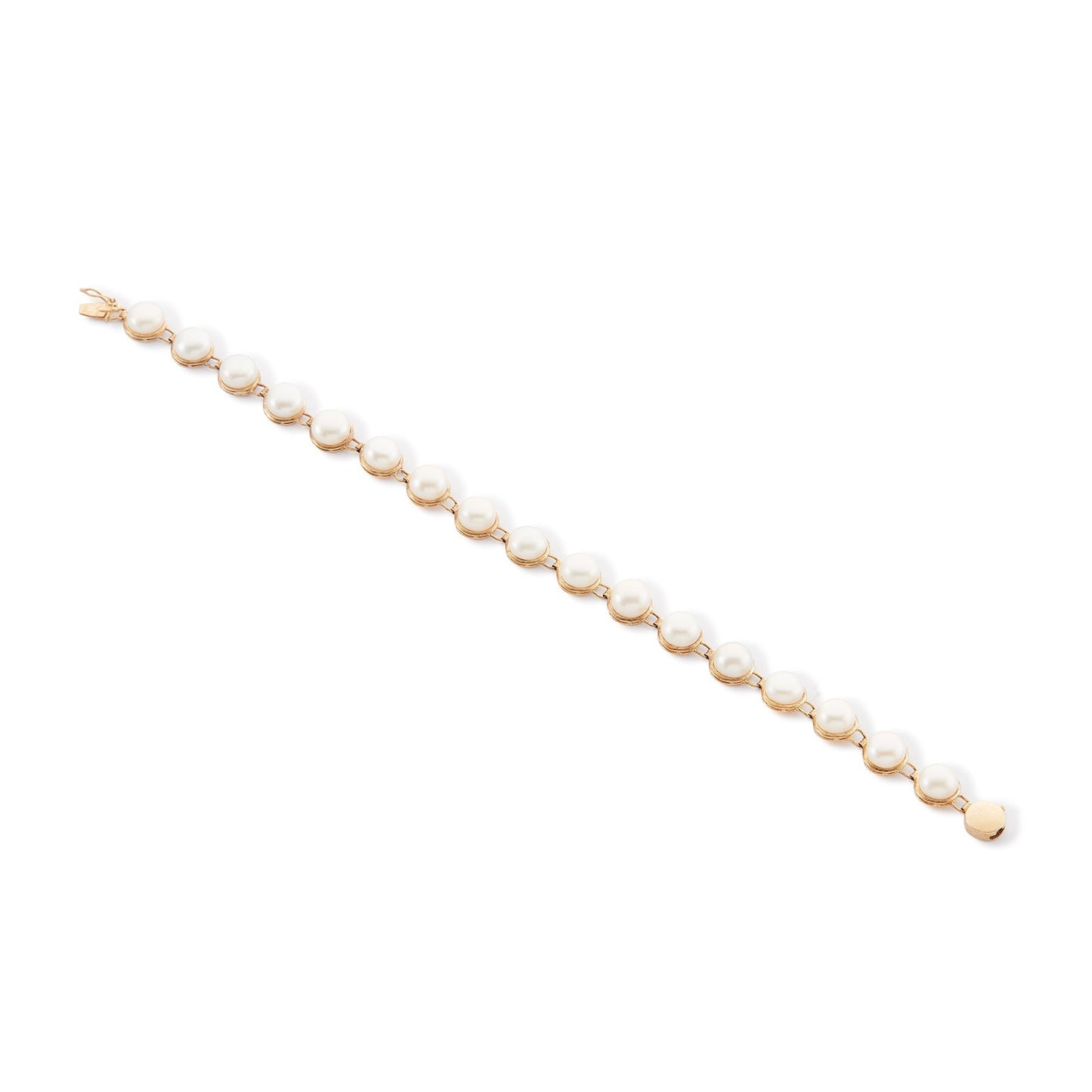 Lovely 9ct yellow gold bracelet set with seventeen lustrous button pearls.