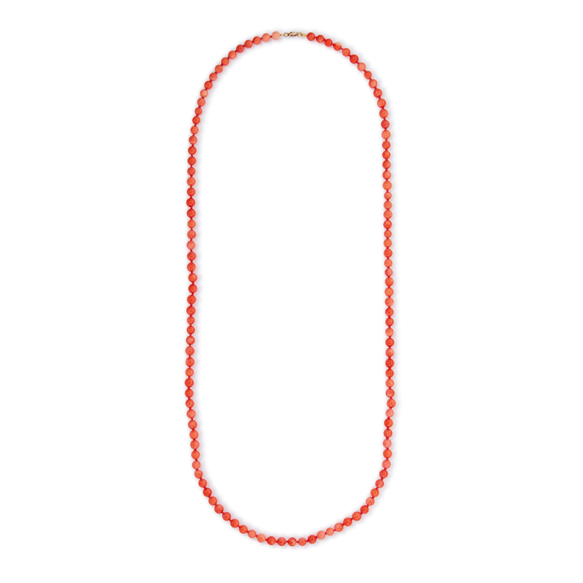 Lovely string of angel hair coral with interesting range in colour and size of the beads, with a 9ct gold clasp. Can be draped twice around the neck to form a choker.