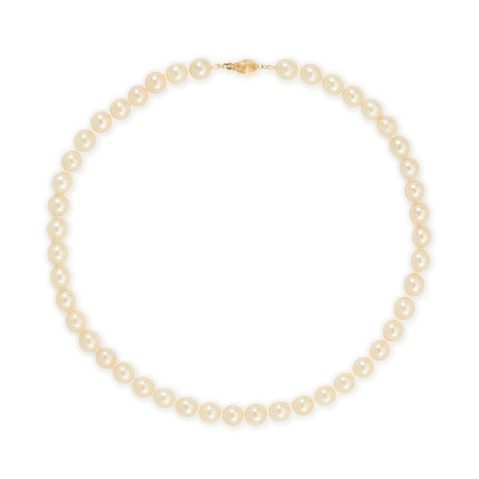 Beautiful pearl necklace with a 14ct gold clasp and forty-six perfectly round cultured seawater pearls. The pearls have a cream hue and a lovely lustre.