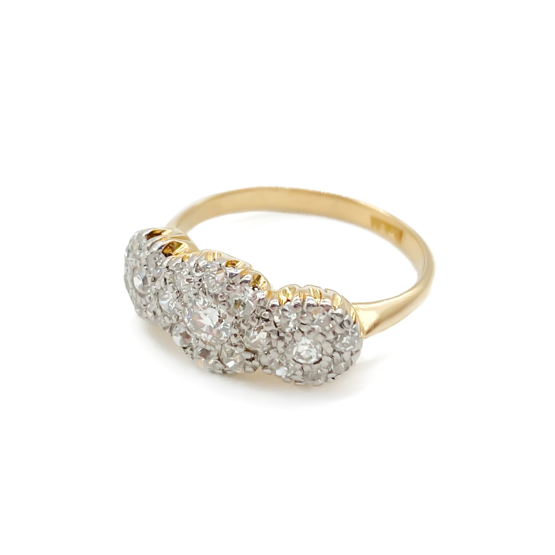 Gorgeous Edwardian 18ct yellow gold ring with 0.73ct, old-cut diamonds in a three cluster white gold setting.