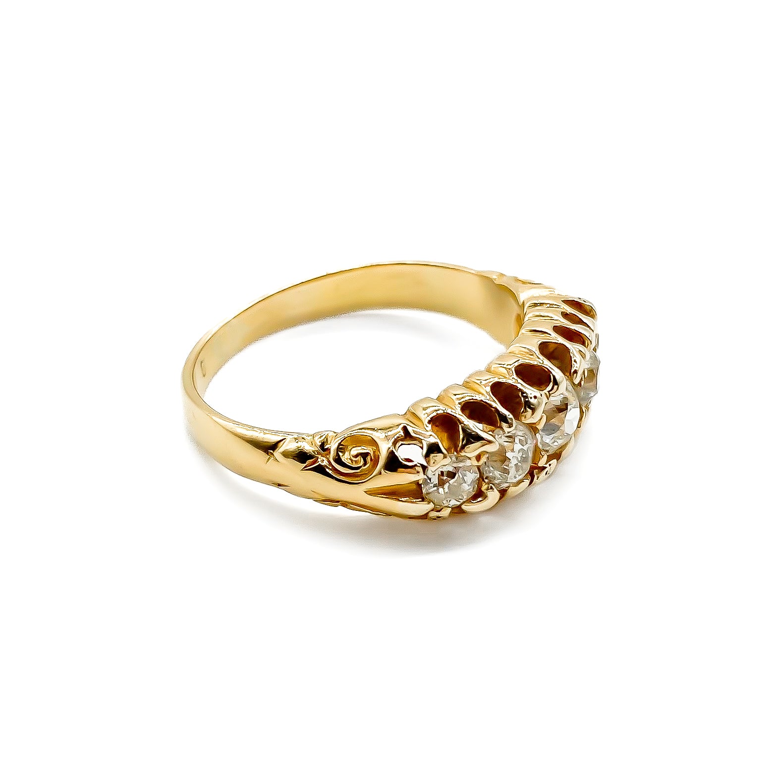 Lovely Edwardian 18ct gold old cut five stone diamond ring with engraving on the shoulders.