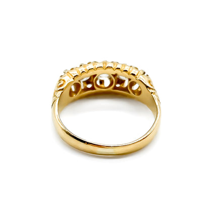 Lovely Edwardian 18ct gold old cut five stone diamond ring with engraving on the shoulders.