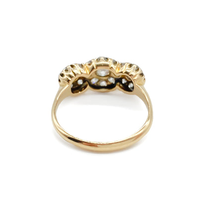 Gorgeous Edwardian 18ct yellow gold ring with 0.73ct, old-cut diamonds in a three cluster white gold setting.