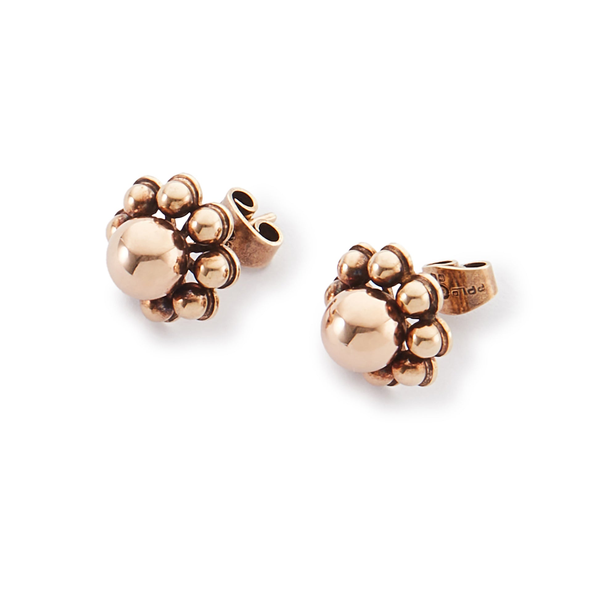 Pretty Edwardian 9ct rose gold stud earrings, each in the shape of a flower.